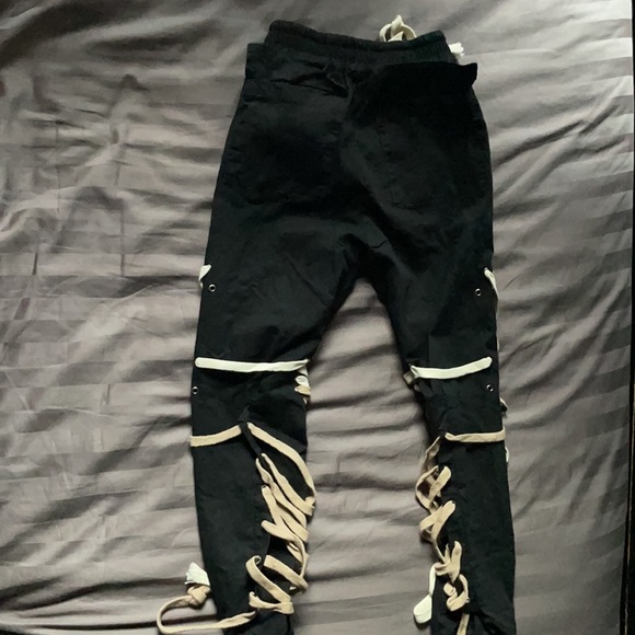 Joggers - Picture 2 of 3